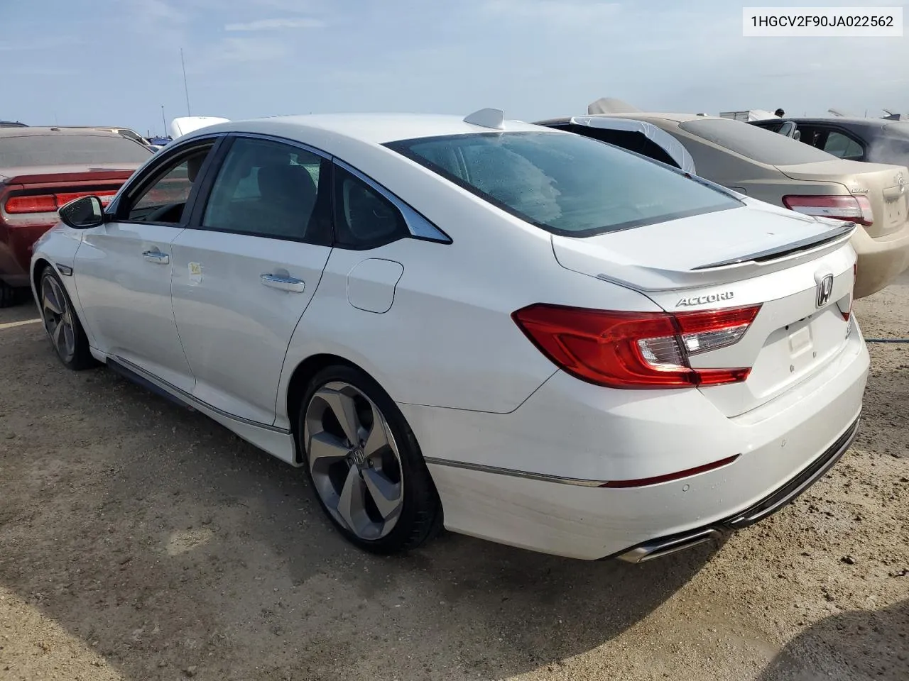 1HGCV2F90JA022562 2018 Honda Accord Touring