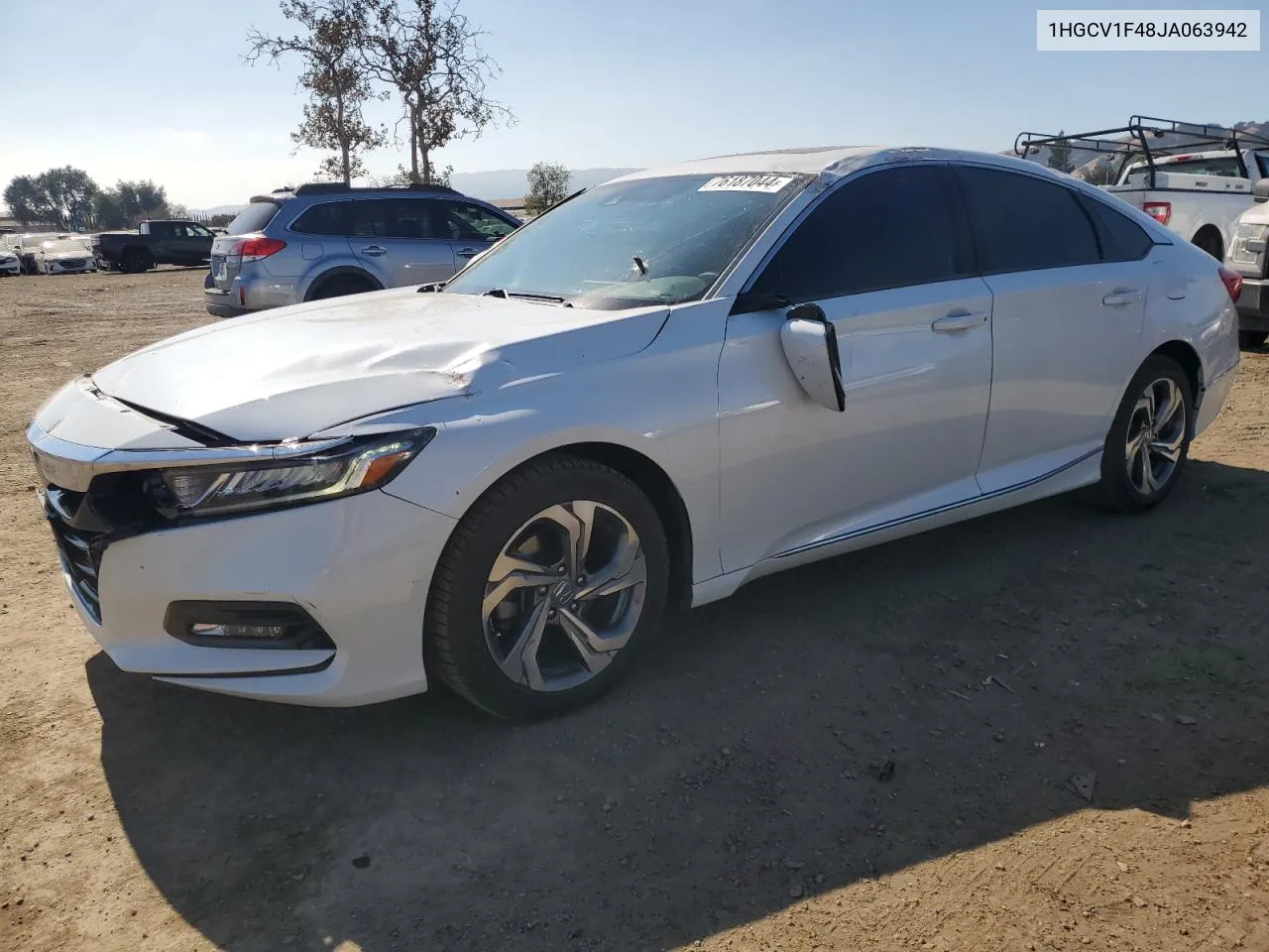 1HGCV1F48JA063942 2018 Honda Accord Ex