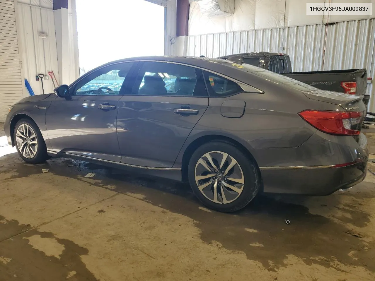 2018 Honda Accord Touring Hybrid VIN: 1HGCV3F96JA009837 Lot: 79685464