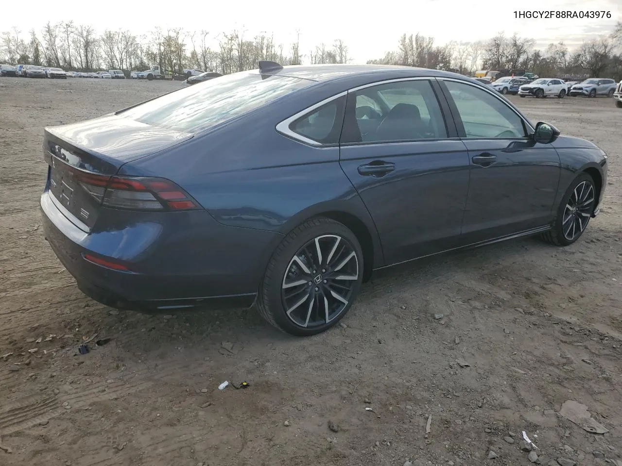 2024 Honda Accord Touring Hybrid VIN: 1HGCY2F88RA043976 Lot: 81532494