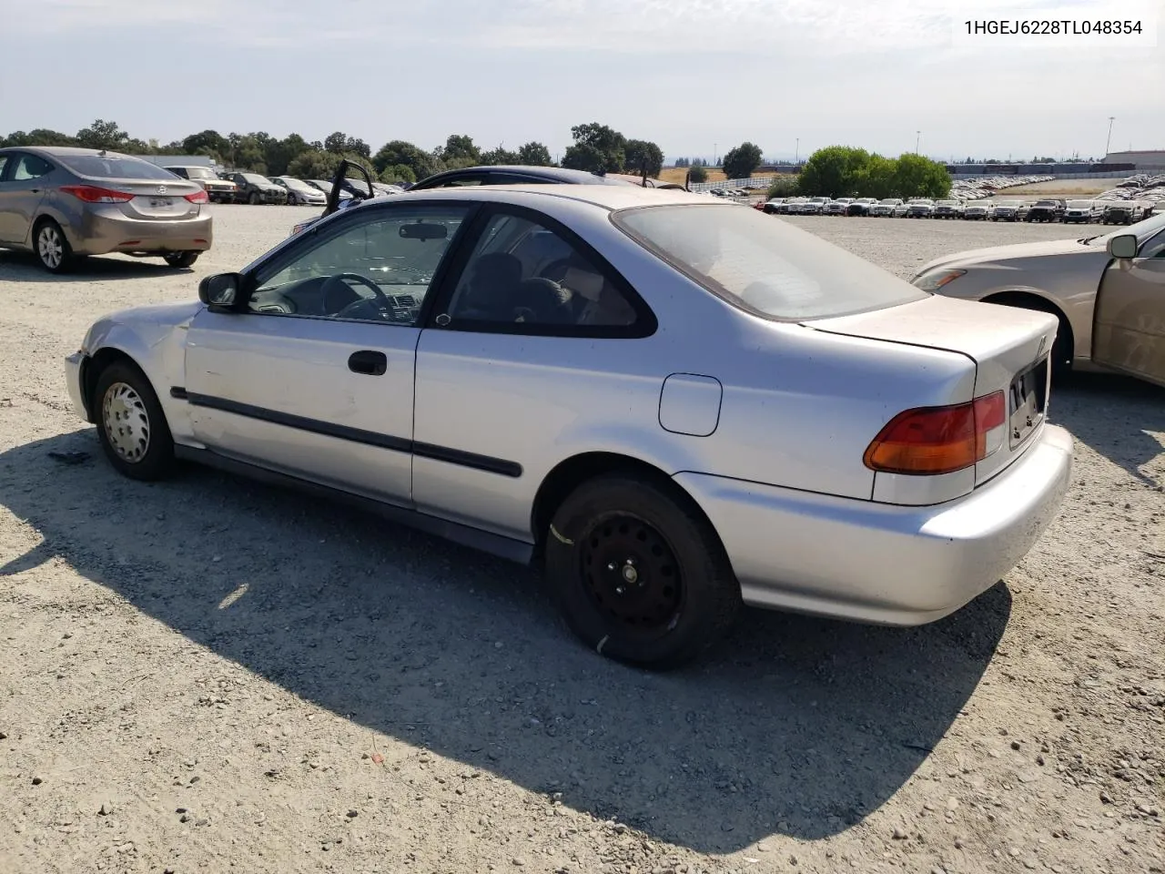 1996 Honda Civic Dx VIN: 1HGEJ6228TL048354 Lot: 63229044