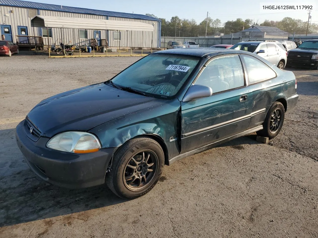 1998 Honda Civic Dx VIN: 1HGEJ6125WL117992 Lot: 71167944