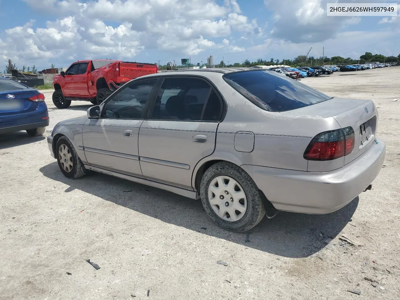 1998 Honda Civic Dx VIN: 2HGEJ6626WH597949 Lot: 71172154