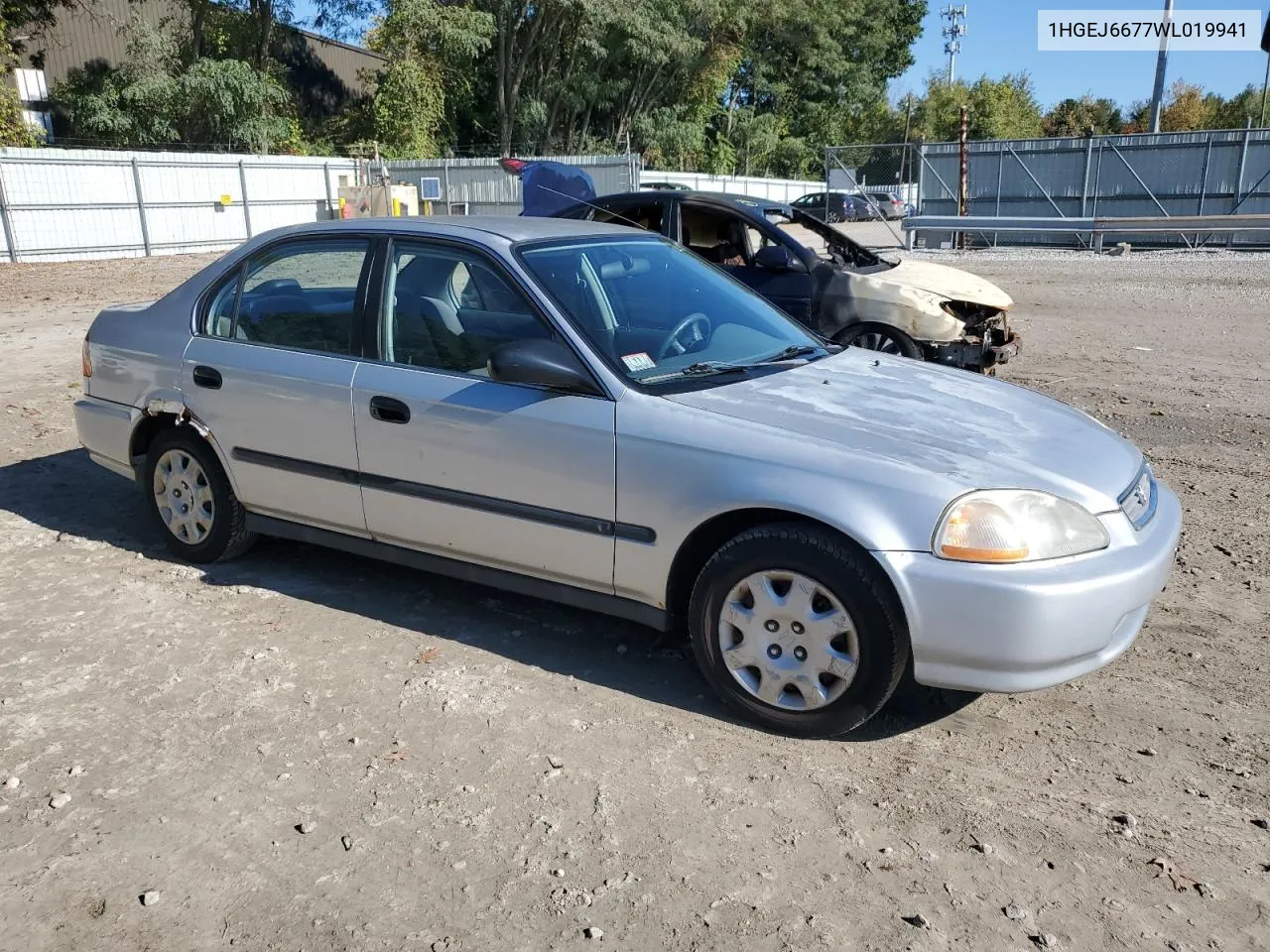 1998 Honda Civic Lx VIN: 1HGEJ6677WL019941 Lot: 72015714