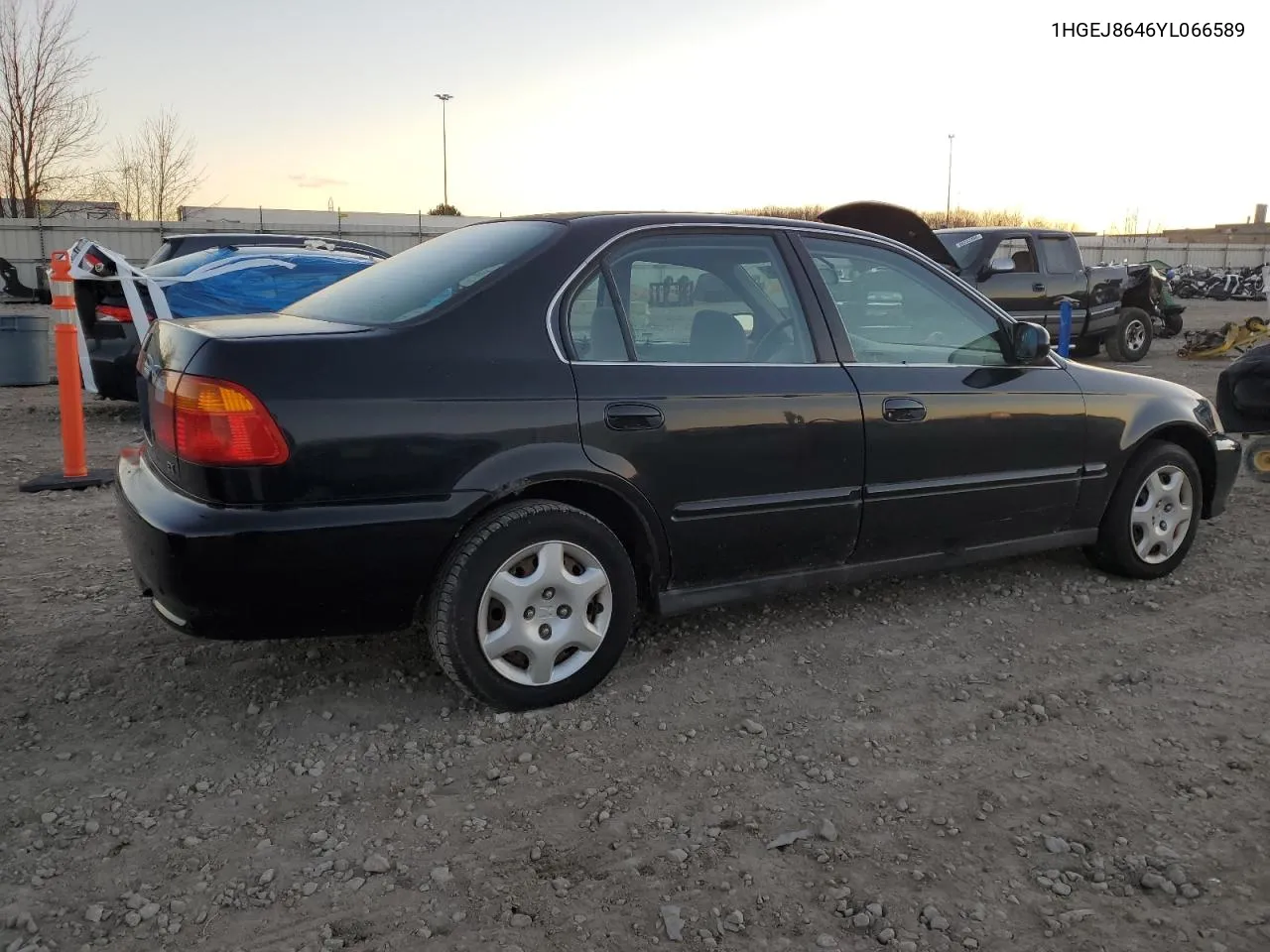 2000 Honda Civic Ex VIN: 1HGEJ8646YL066589 Lot: 75401664