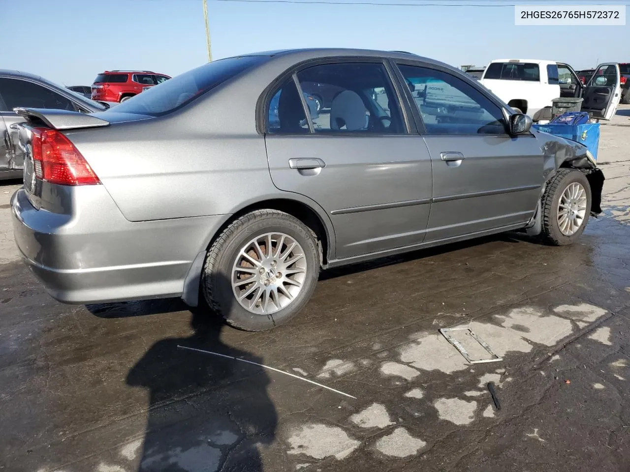 2005 Honda Civic Ex VIN: 2HGES26765H572372 Lot: 75313924