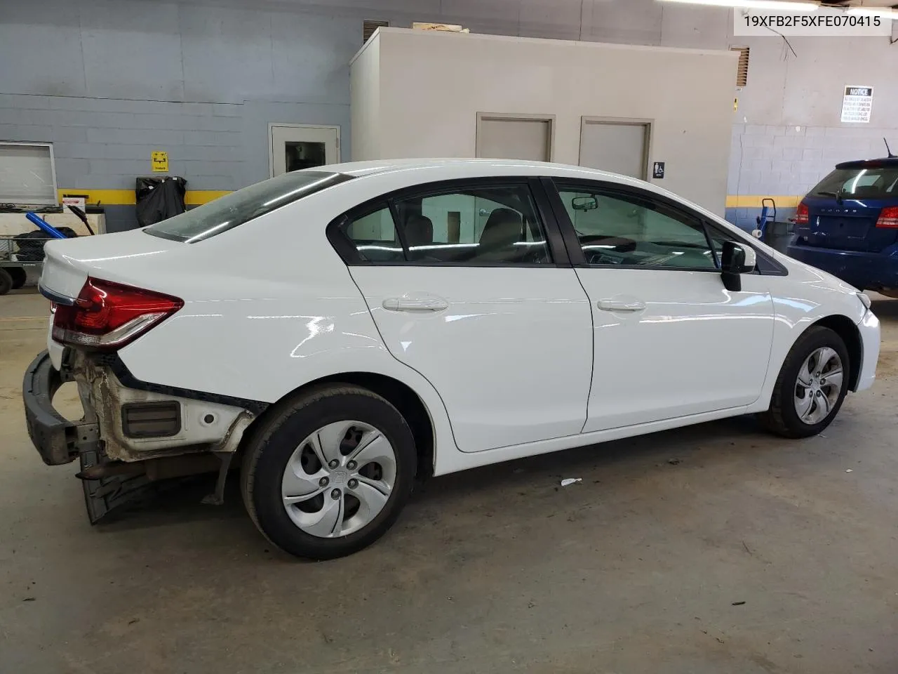 19XFB2F5XFE070415 2015 Honda Civic Lx