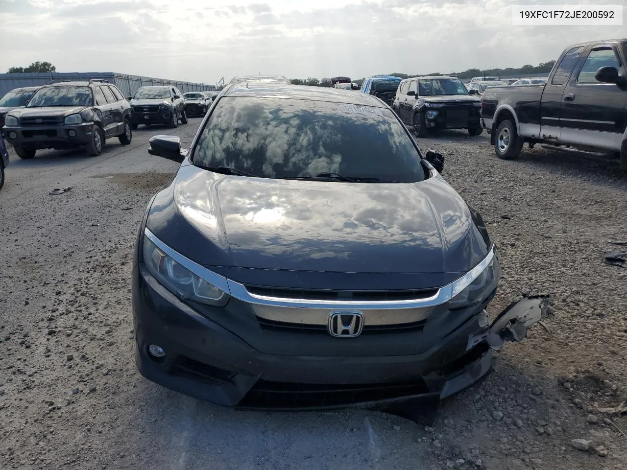 19XFC1F72JE200592 2018 Honda Civic Exl