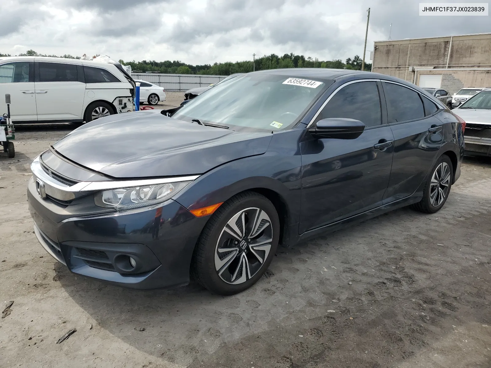 JHMFC1F37JX023839 2018 Honda Civic Ex