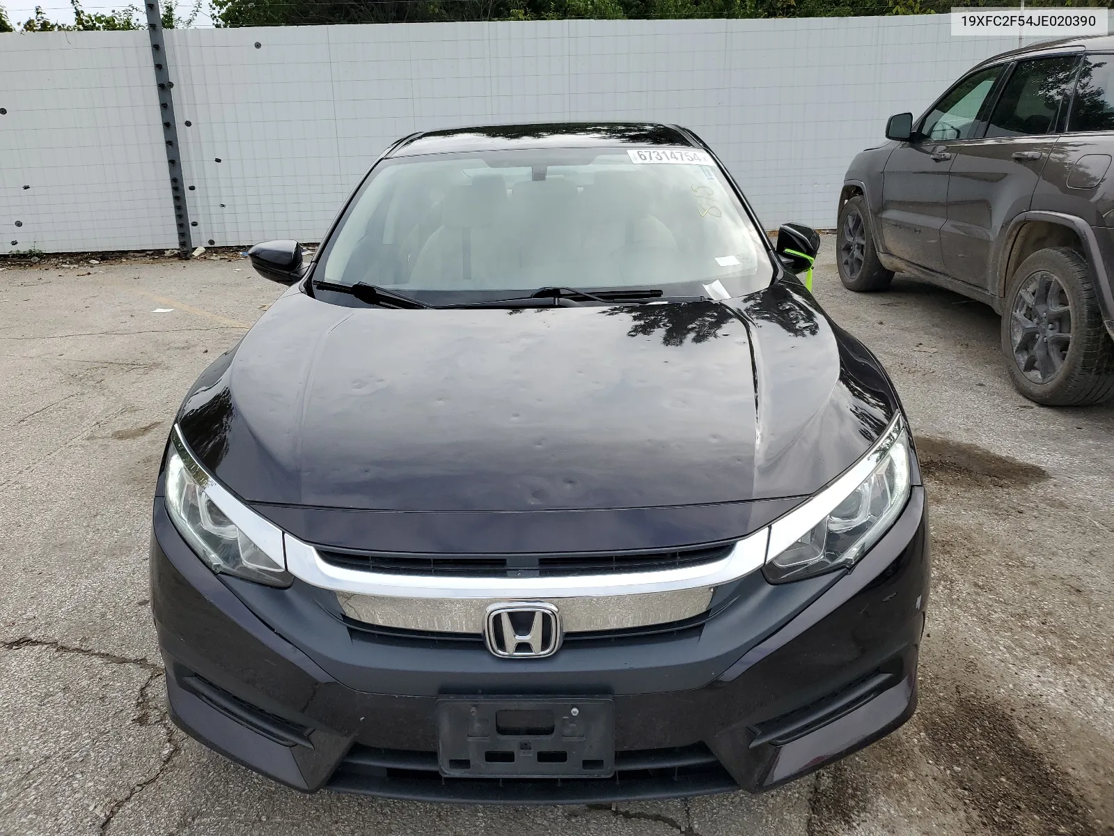 19XFC2F54JE020390 2018 Honda Civic Lx