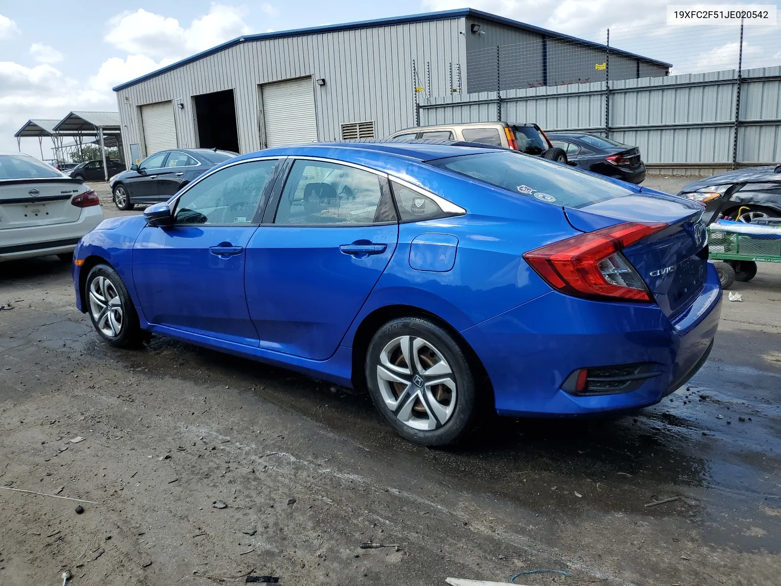 19XFC2F51JE020542 2018 Honda Civic Lx