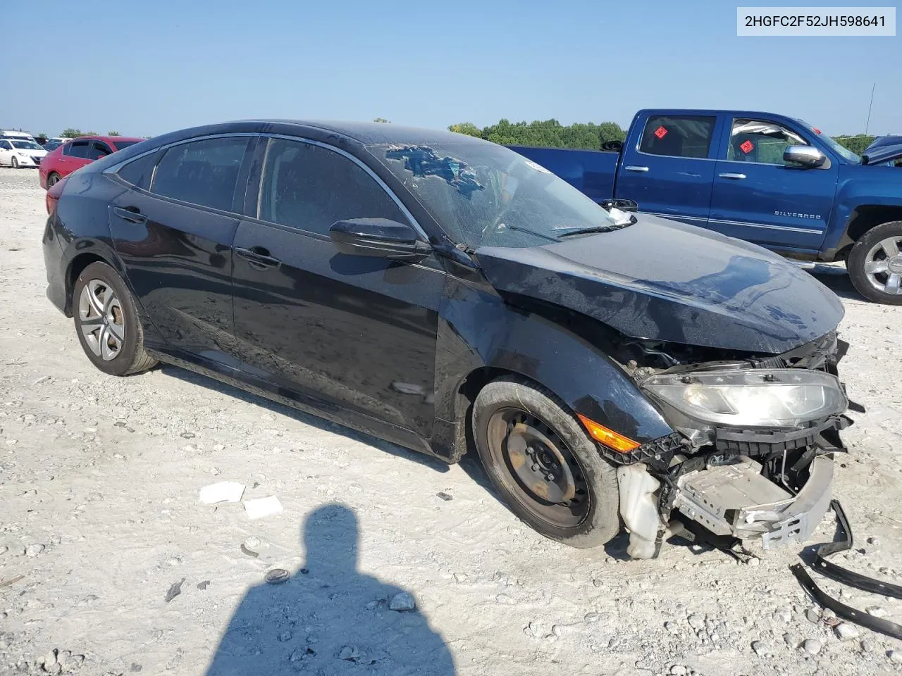 2HGFC2F52JH598641 2018 Honda Civic Lx