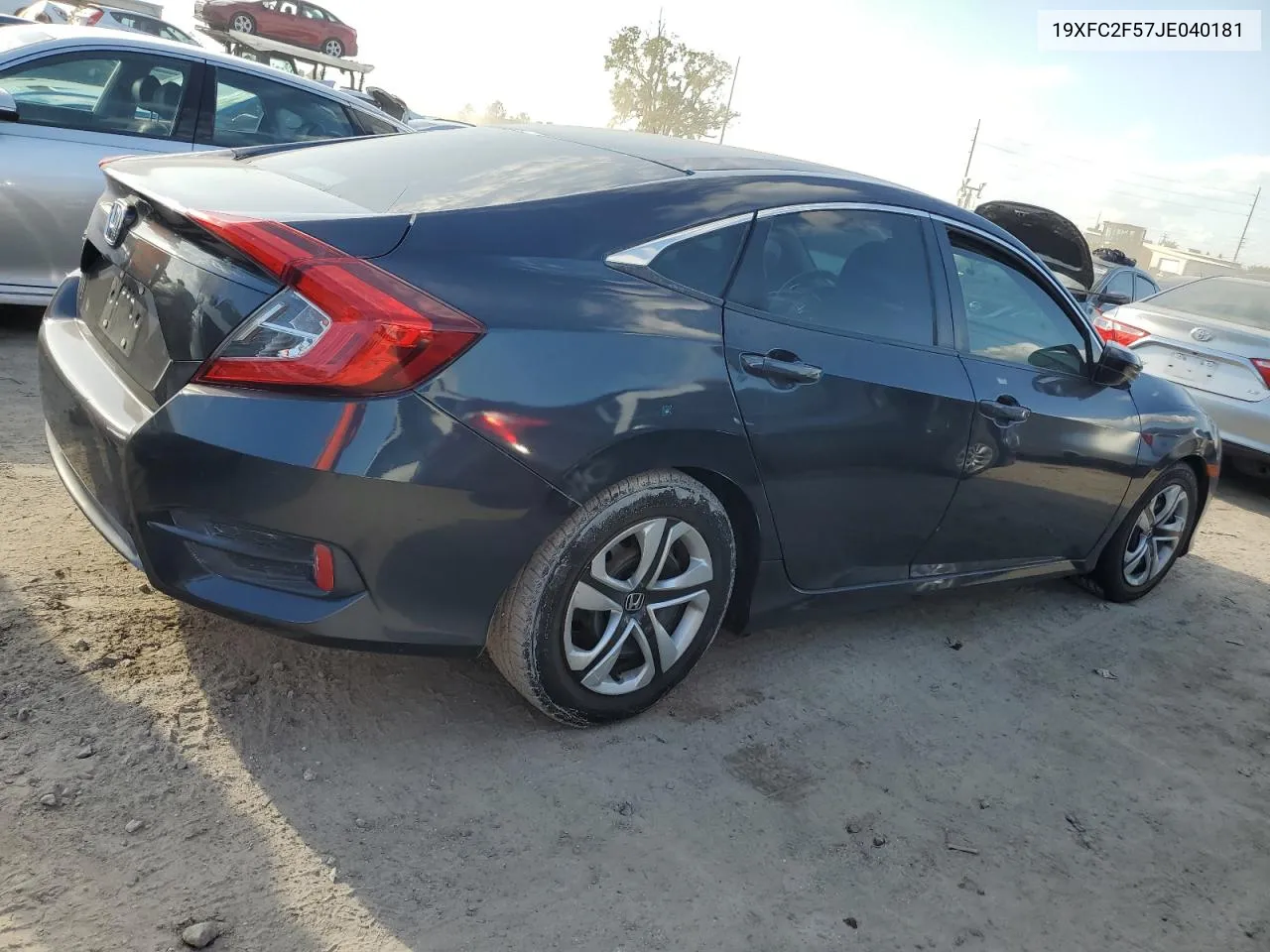 19XFC2F57JE040181 2018 Honda Civic Lx