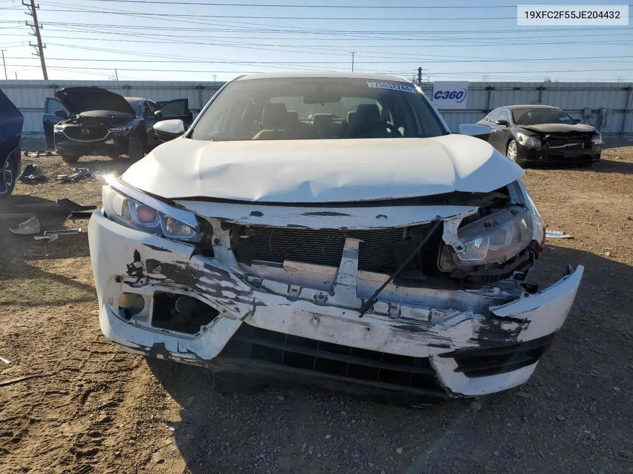 19XFC2F55JE204432 2018 Honda Civic Lx