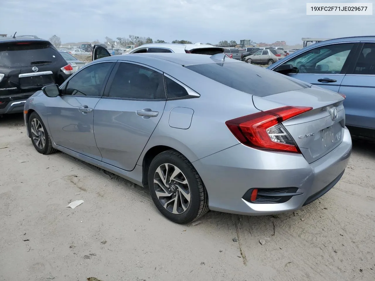 19XFC2F71JE029677 2018 Honda Civic Ex