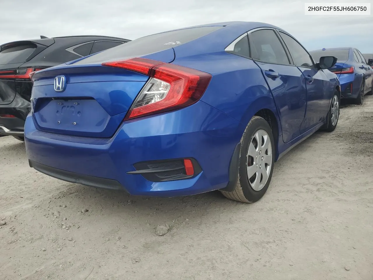 2HGFC2F55JH606750 2018 Honda Civic Lx