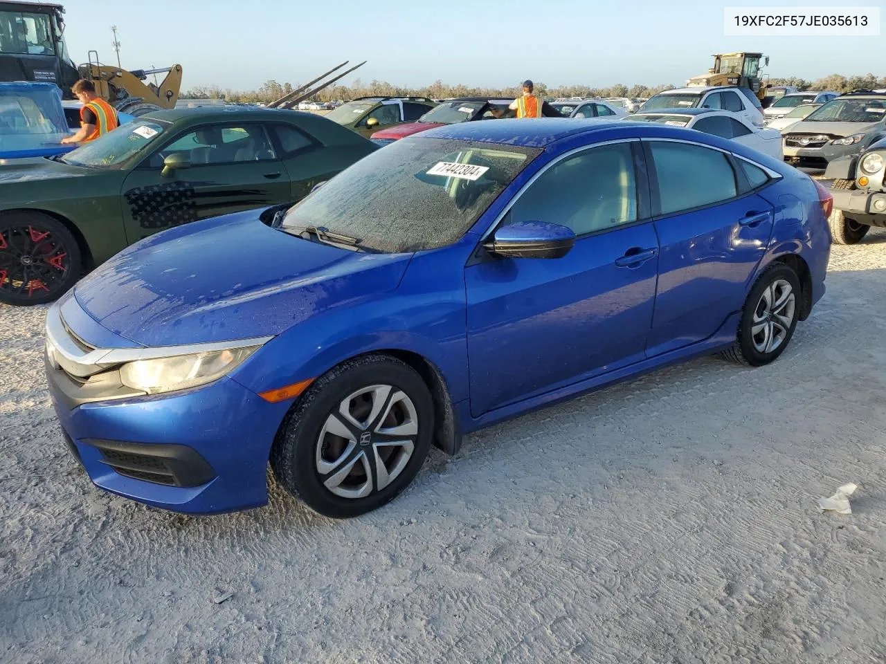 19XFC2F57JE035613 2018 Honda Civic Lx