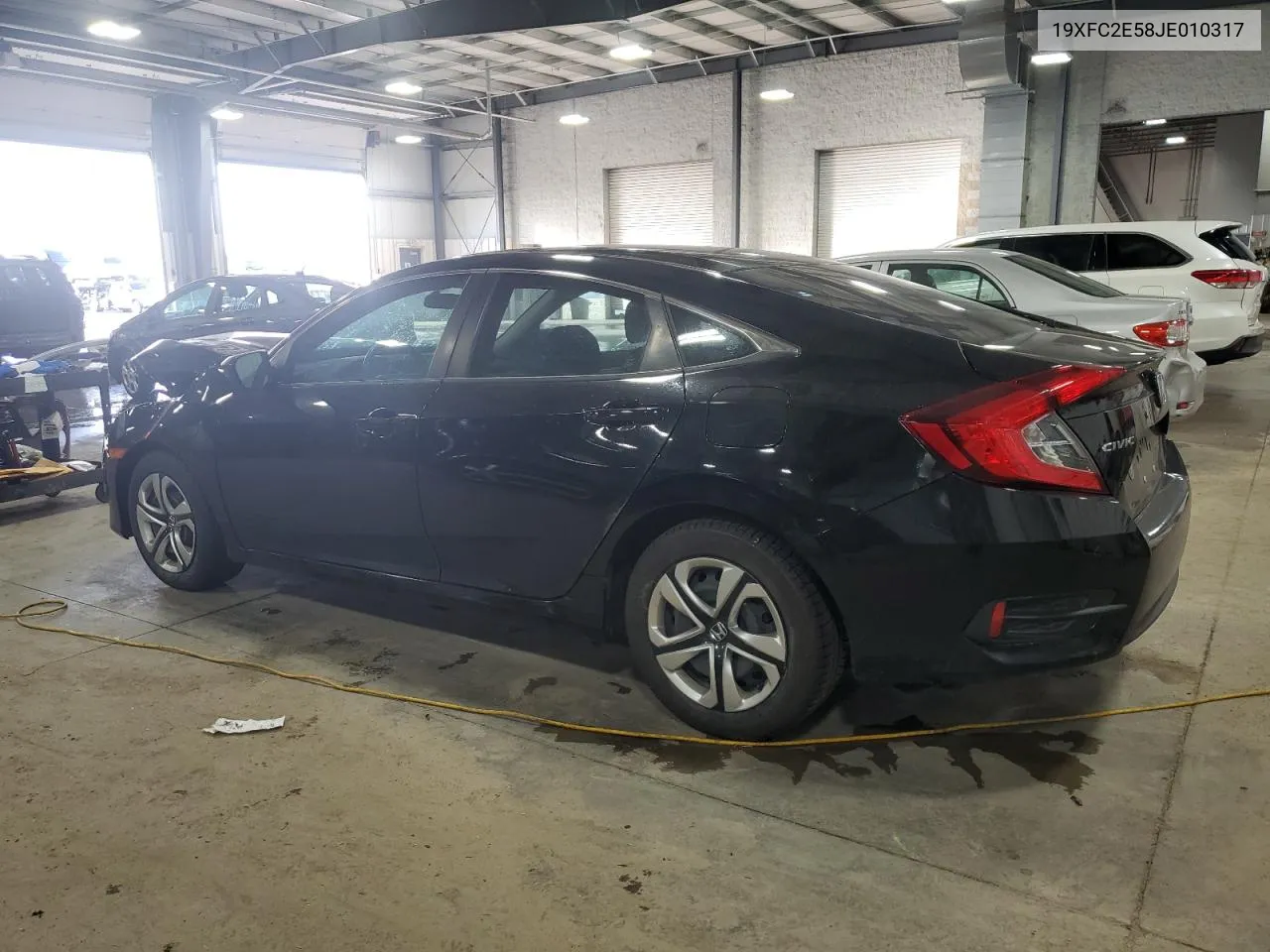 2018 Honda Civic Lx VIN: 19XFC2E58JE010317 Lot: 81035804