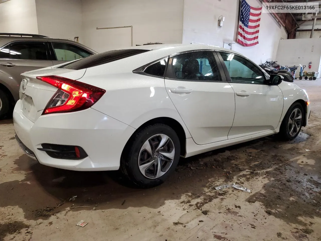 19XFC2F65KE013166 2019 Honda Civic Lx