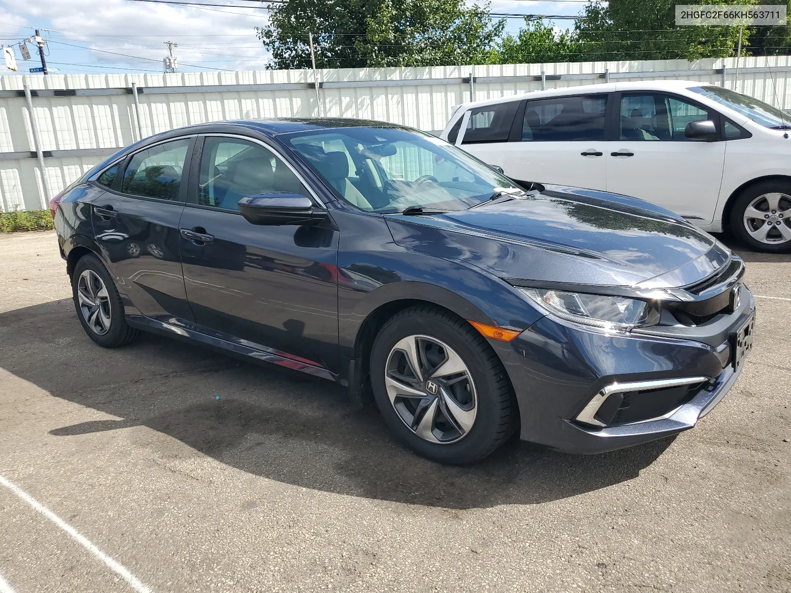 2HGFC2F66KH563711 2019 Honda Civic Lx