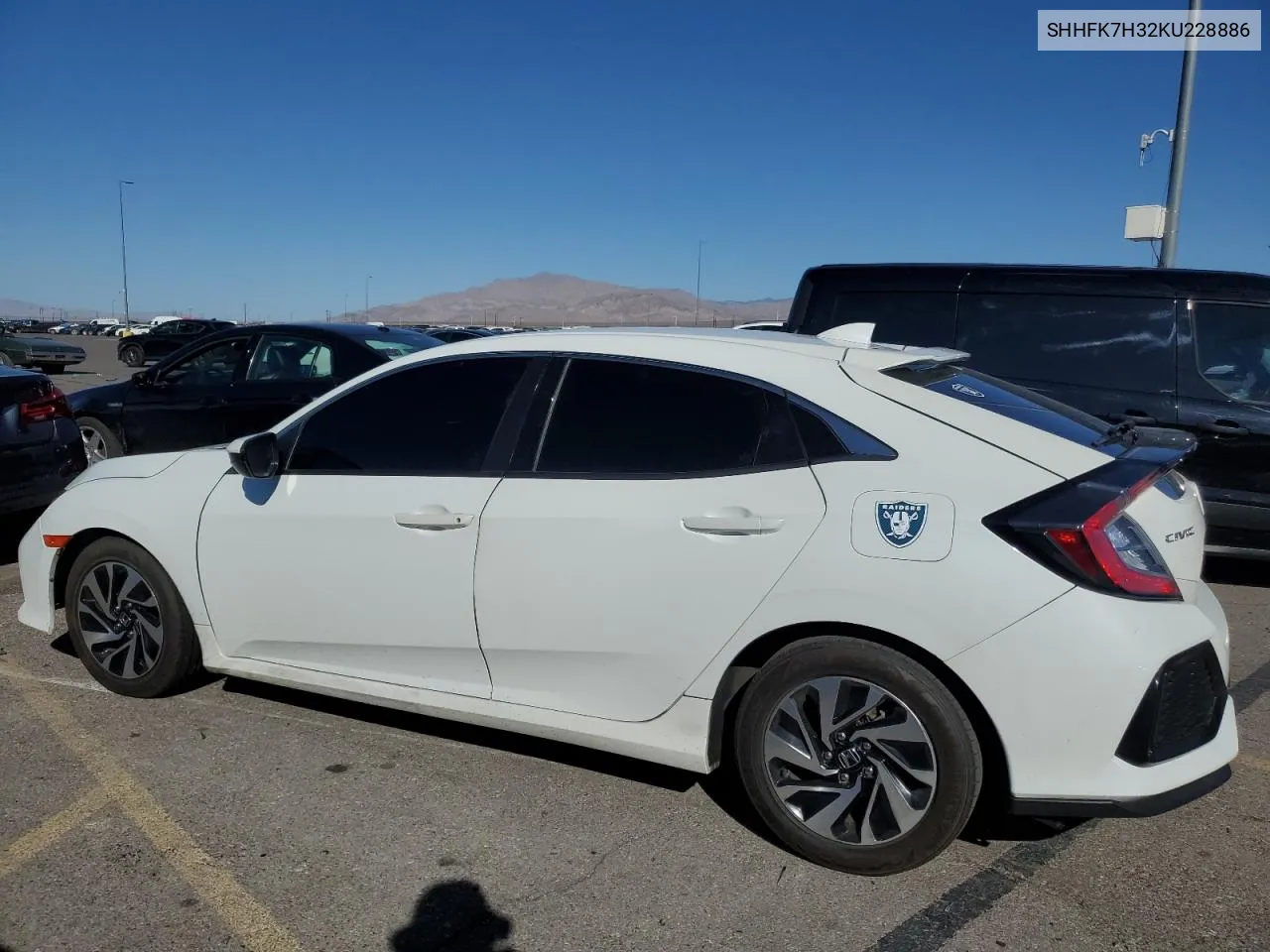 SHHFK7H32KU228886 2019 Honda Civic Lx