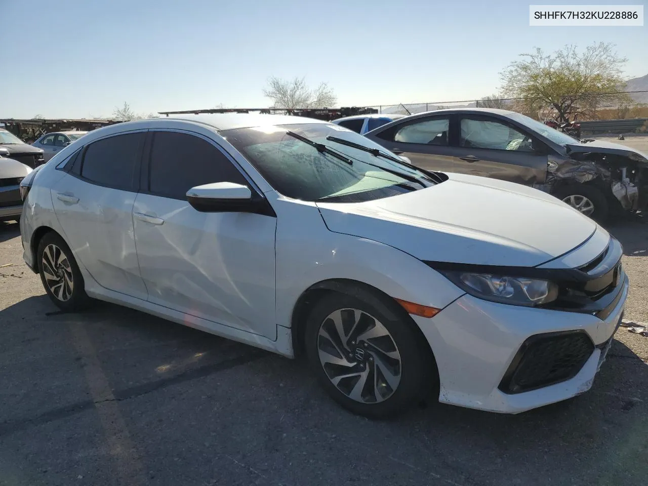 SHHFK7H32KU228886 2019 Honda Civic Lx