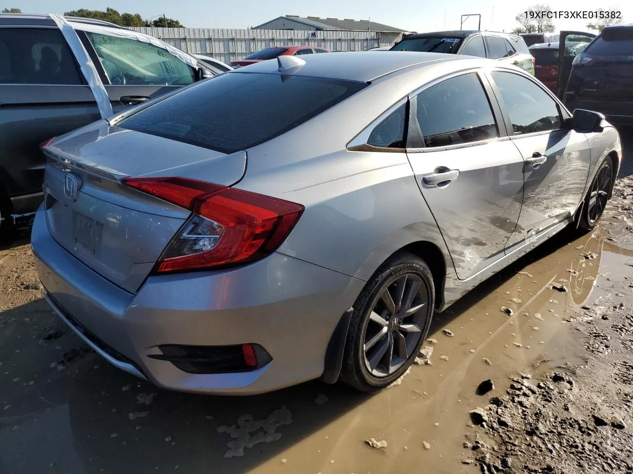 19XFC1F3XKE015382 2019 Honda Civic Ex