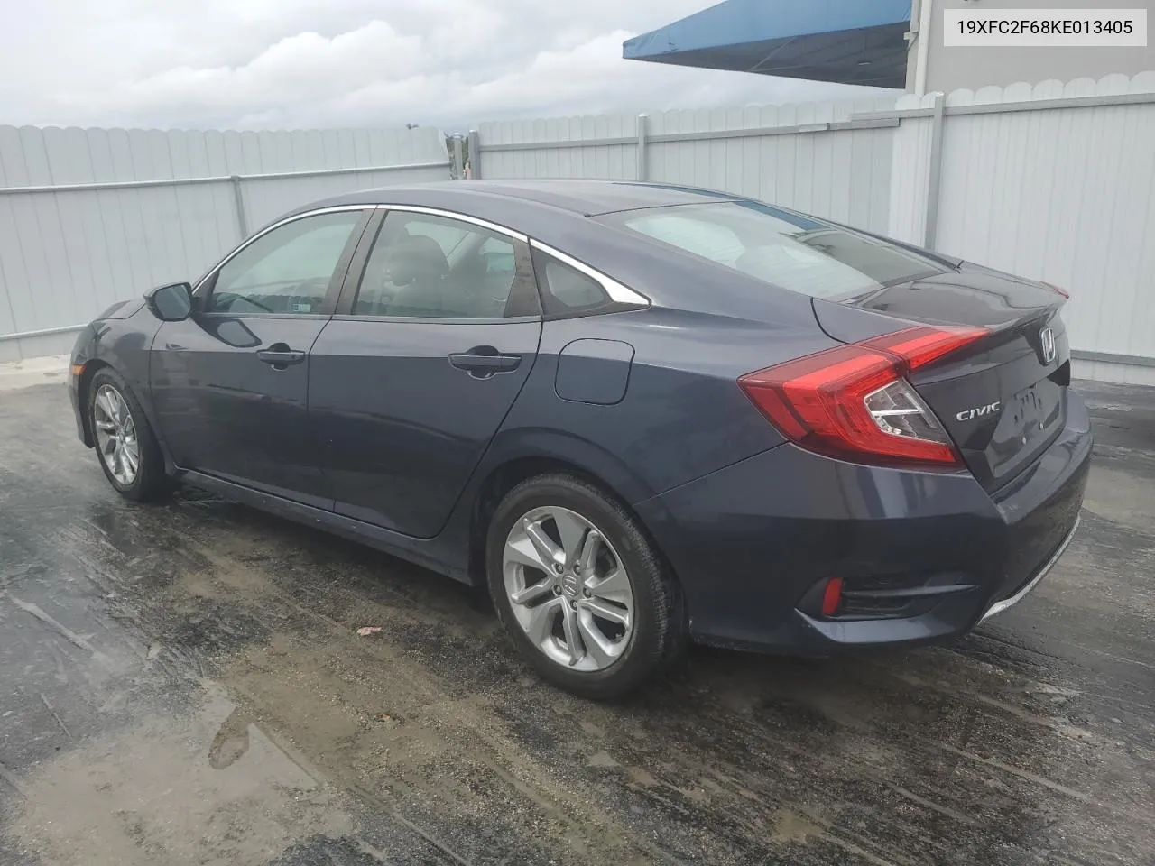 19XFC2F68KE013405 2019 Honda Civic Lx