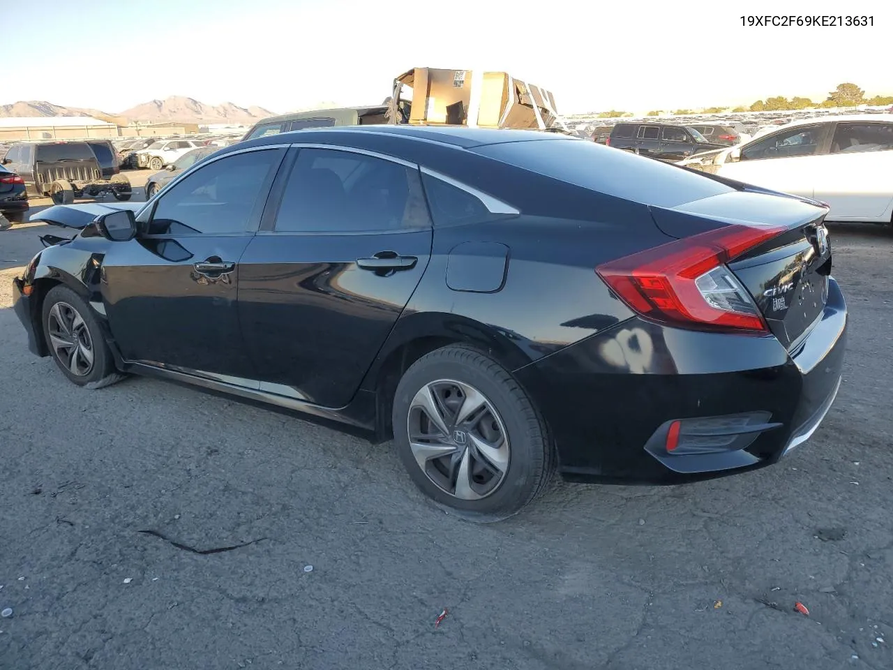 2019 Honda Civic Lx VIN: 19XFC2F69KE213631 Lot: 76378364