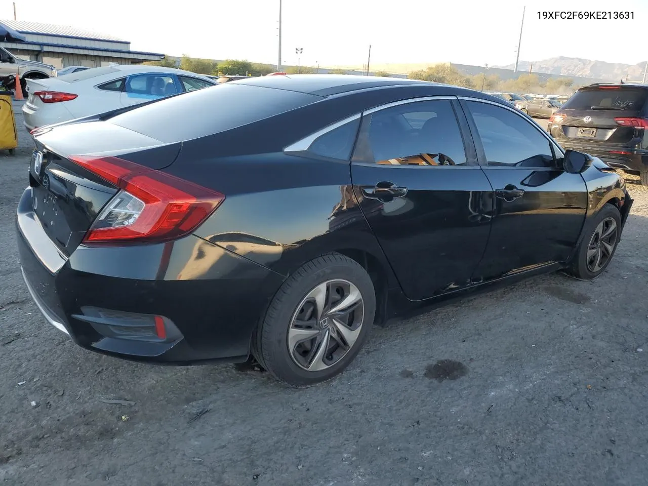 2019 Honda Civic Lx VIN: 19XFC2F69KE213631 Lot: 76378364