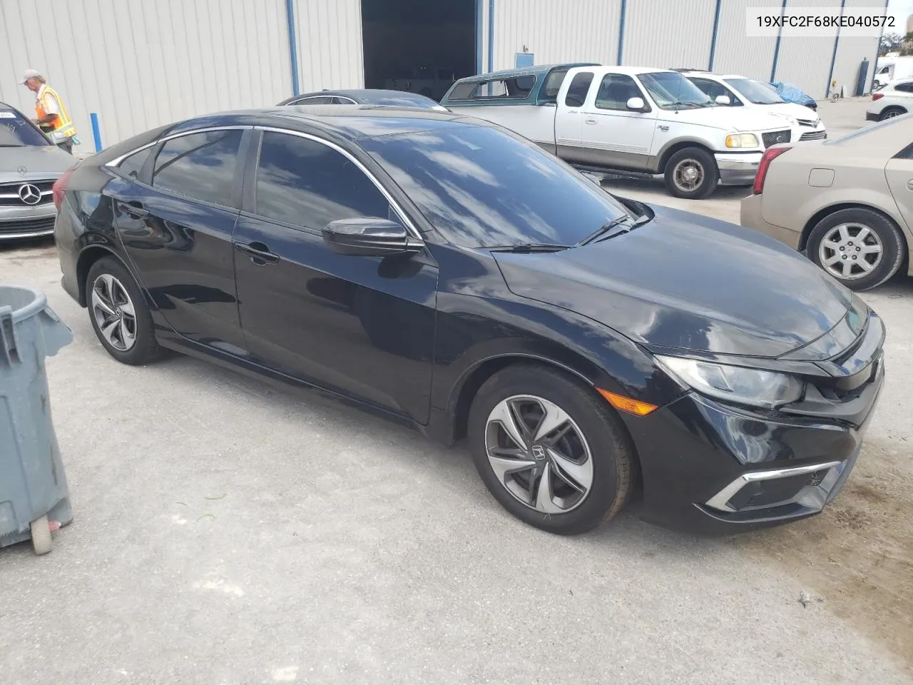 2019 Honda Civic Lx VIN: 19XFC2F68KE040572 Lot: 76894904