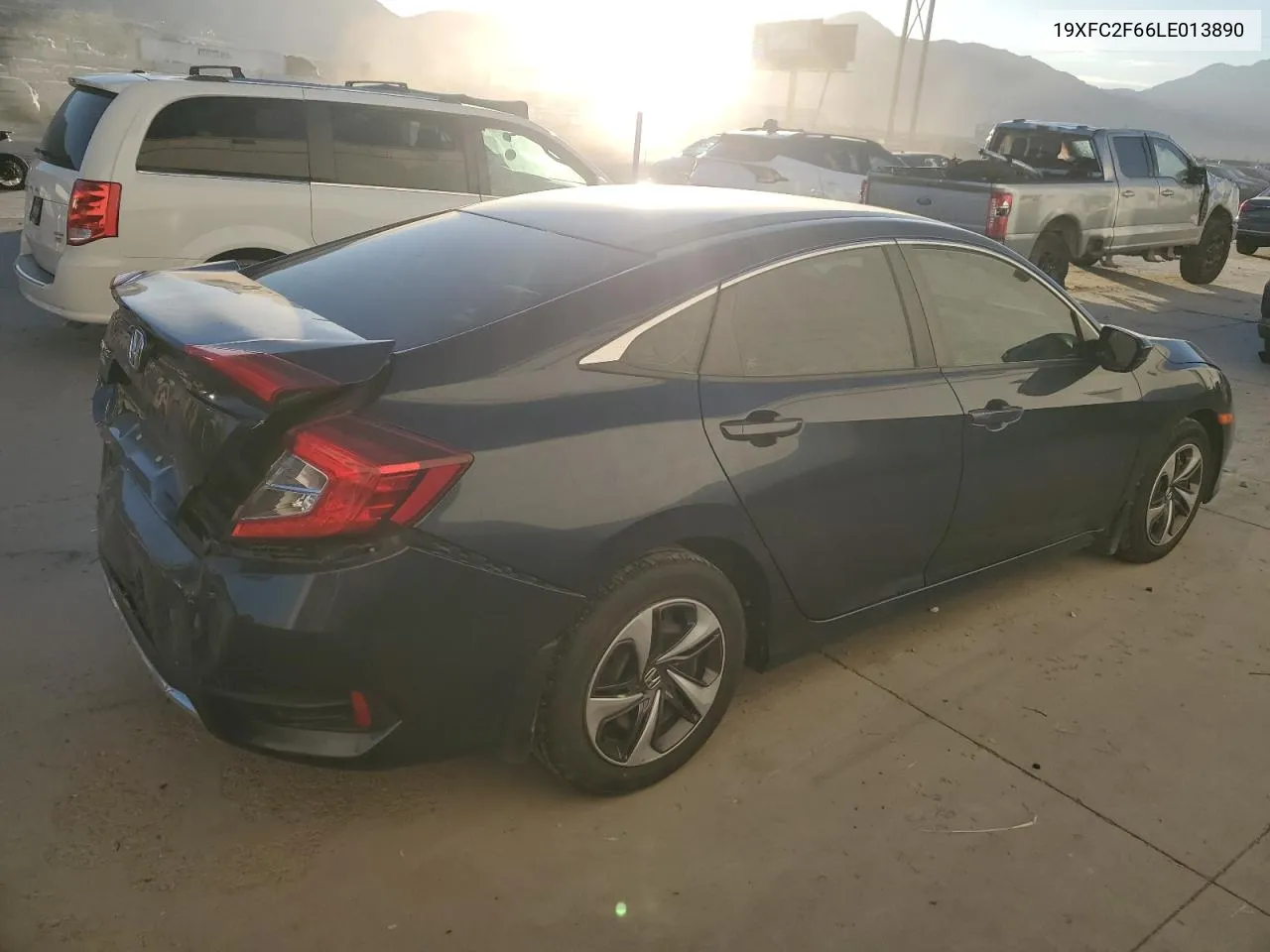 2020 Honda Civic Lx VIN: 19XFC2F66LE013890 Lot: 75453884