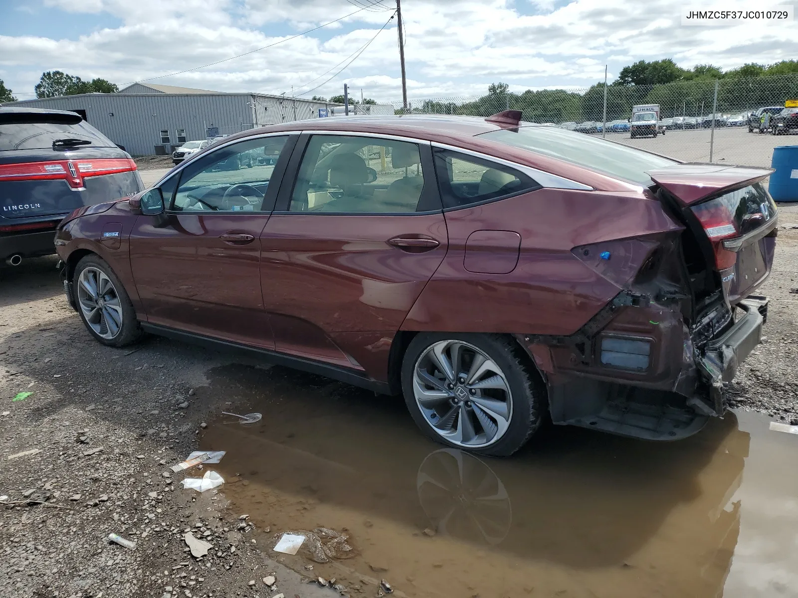 2018 Honda Clarity Touring VIN: JHMZC5F37JC010729 Lot: 68067054