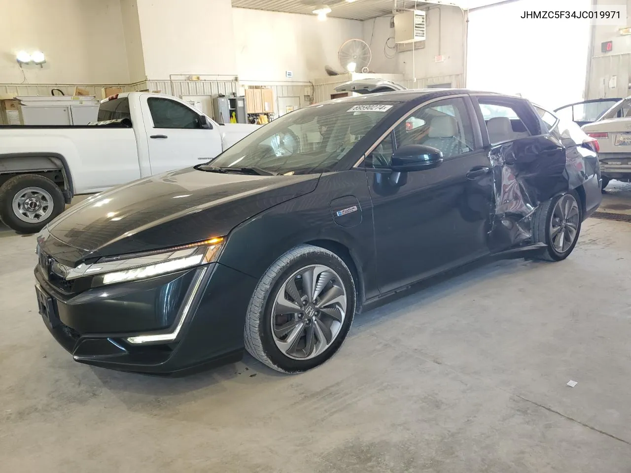 2018 Honda Clarity Touring VIN: JHMZC5F34JC019971 Lot: 69590274