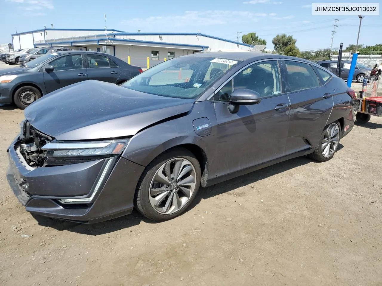 2018 Honda Clarity Touring VIN: JHMZC5F35JC013032 Lot: 70244334