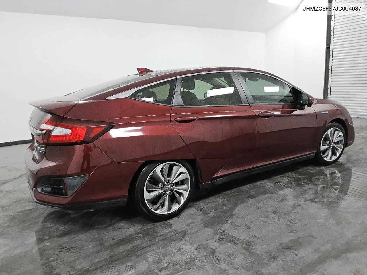 2018 Honda Clarity Touring VIN: JHMZC5F37JC004087 Lot: 72400514