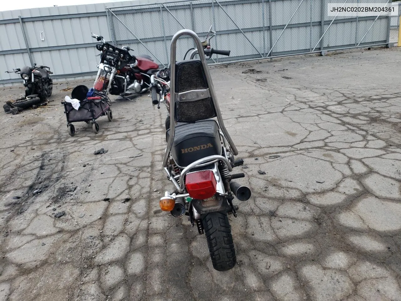 JH2NC0202BM204361 1981 Honda Cm400 A