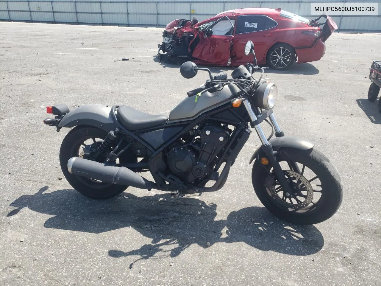 MLHPC5600J5100739 2018 Honda Cmx500