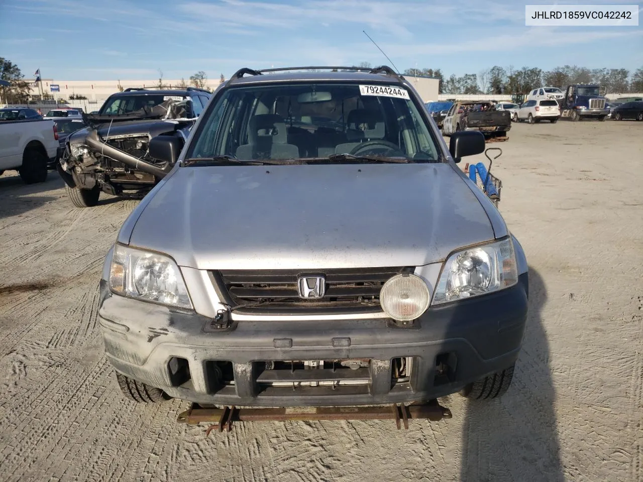 JHLRD1859VC042242 1997 Honda Cr-V Lx