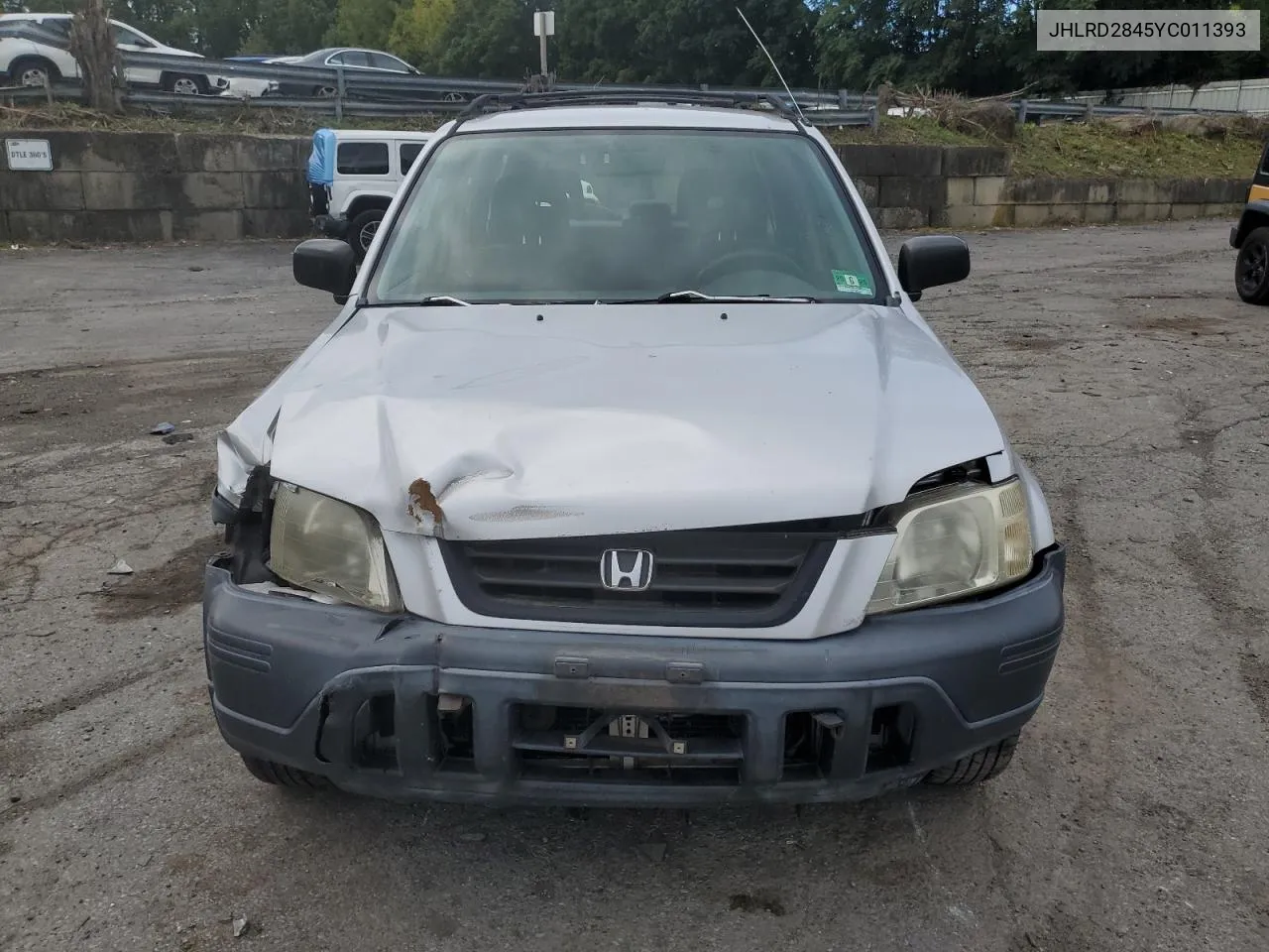 2000 Honda Cr-V Lx VIN: JHLRD2845YC011393 Lot: 77203244