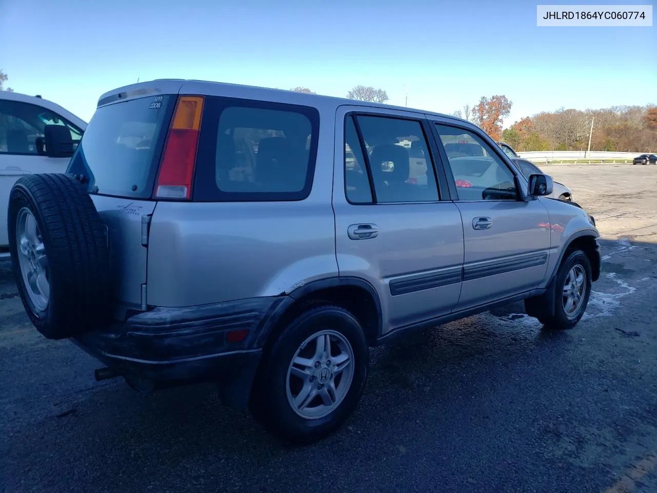 2000 Honda Cr-V Ex VIN: JHLRD1864YC060774 Lot: 81540624