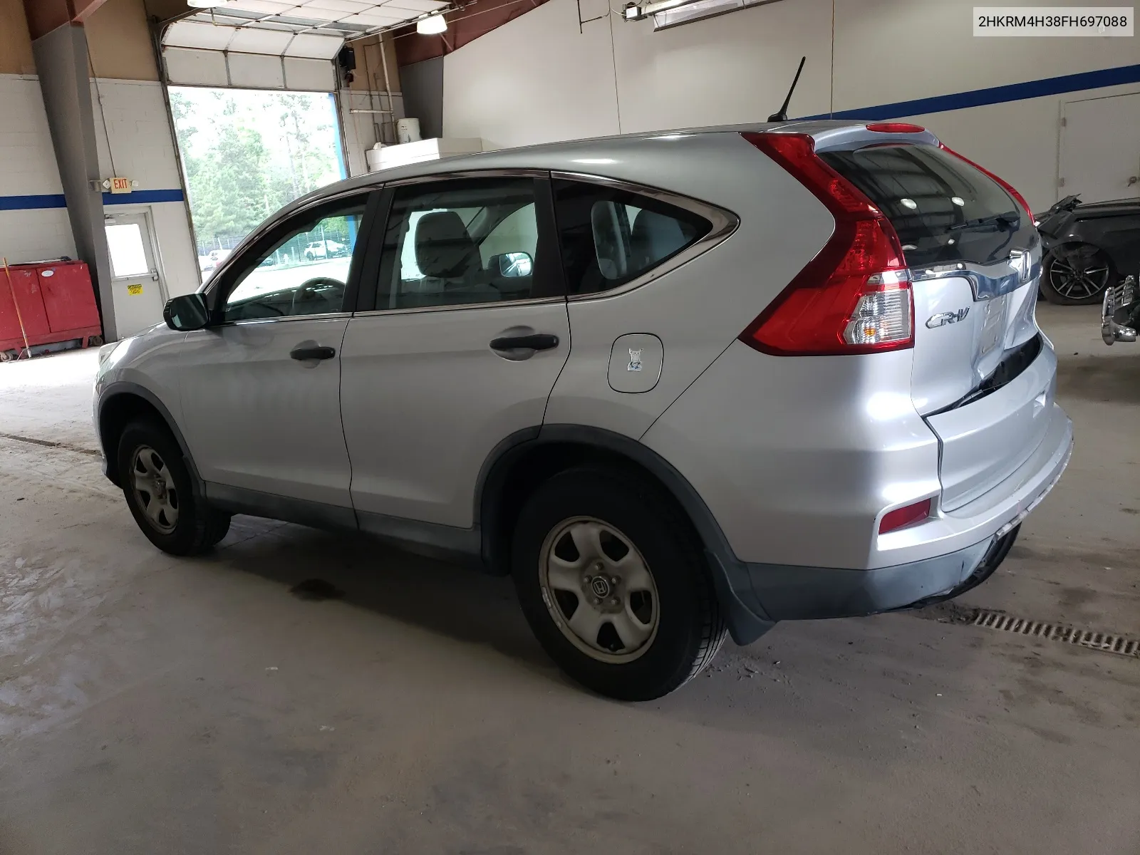 2HKRM4H38FH697088 2015 Honda Cr-V Lx