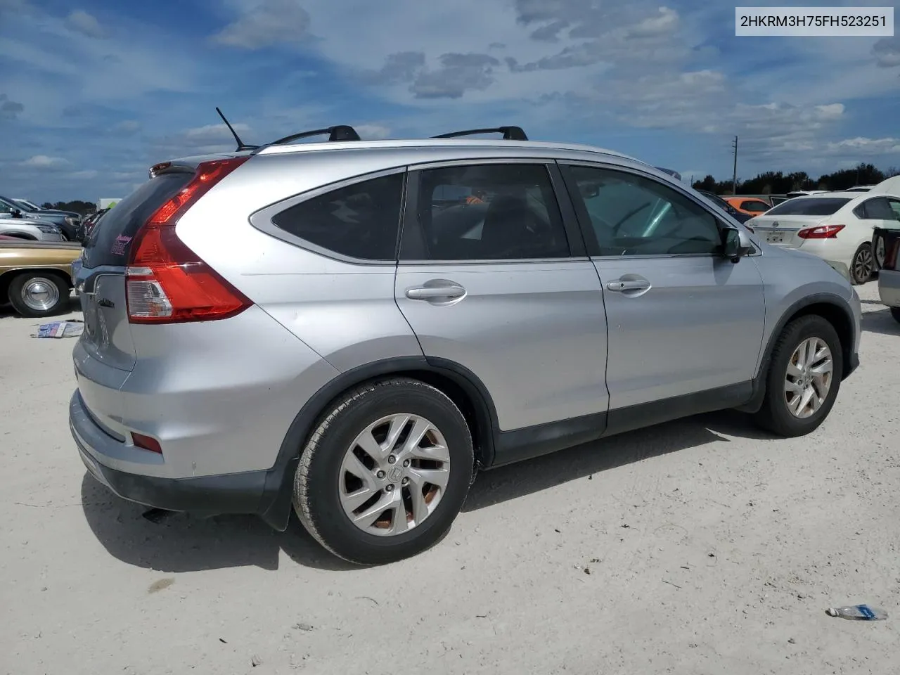 2HKRM3H75FH523251 2015 Honda Cr-V Exl