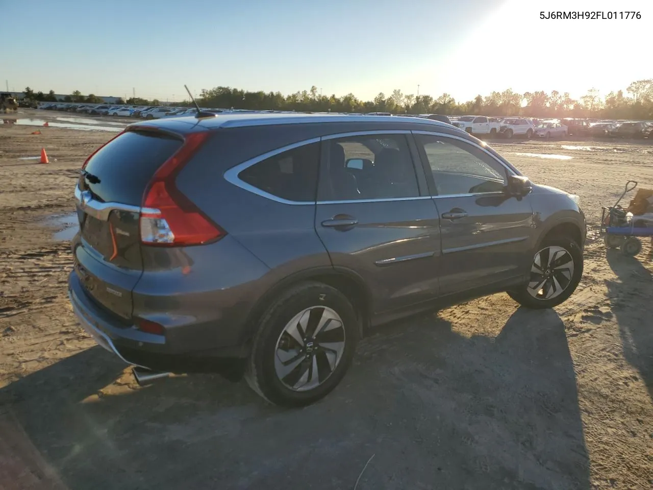 2015 Honda Cr-V Touring VIN: 5J6RM3H92FL011776 Lot: 81282434