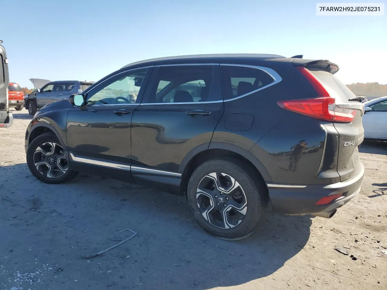 2018 Honda Cr-V Touring VIN: 7FARW2H92JE075231 Lot: 77615744