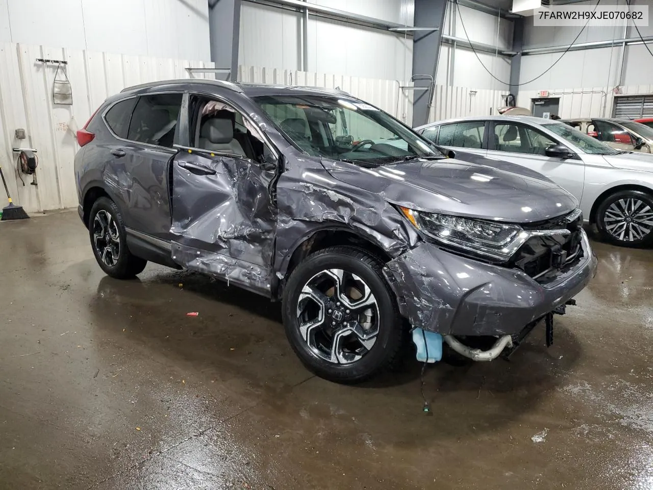 2018 Honda Cr-V Touring VIN: 7FARW2H9XJE070682 Lot: 78268544