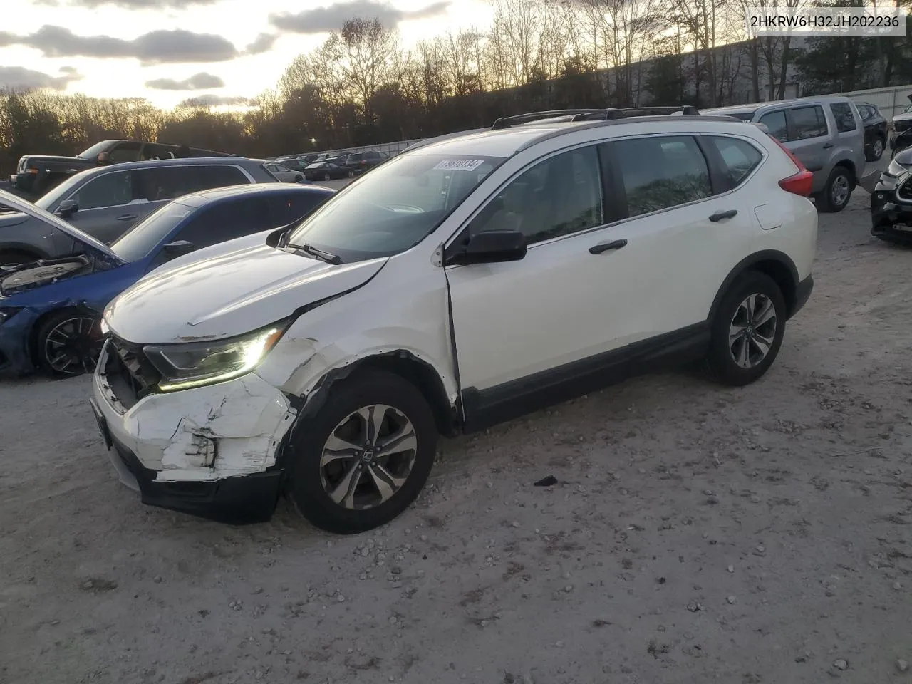 2018 Honda Cr-V Lx VIN: 2HKRW6H32JH202236 Lot: 79810134