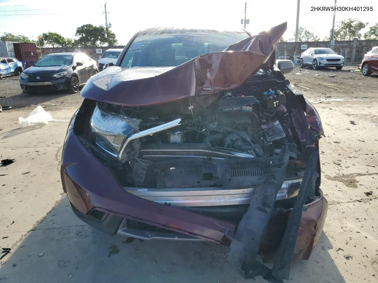 2019 Honda Cr-V Lx VIN: 2HKRW5H30KH401295 Lot: 72075114