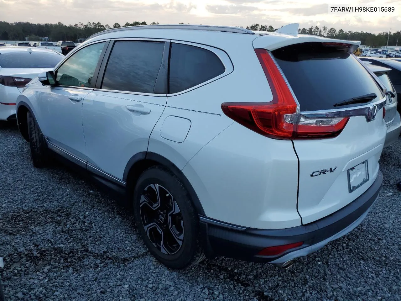 2019 Honda Cr-V Touring VIN: 7FARW1H98KE015689 Lot: 75073604