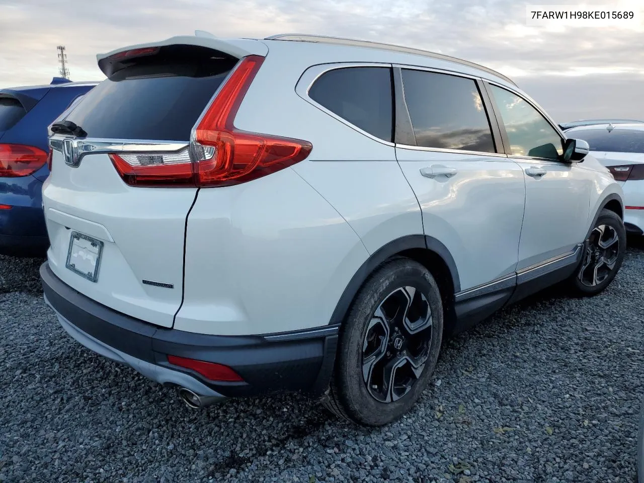 2019 Honda Cr-V Touring VIN: 7FARW1H98KE015689 Lot: 75073604